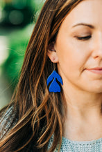 Load image into Gallery viewer, Baltic Bloom Earrings
