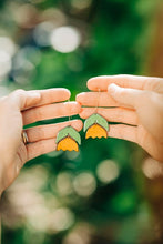 Load image into Gallery viewer, Marigold Tulip Earrings